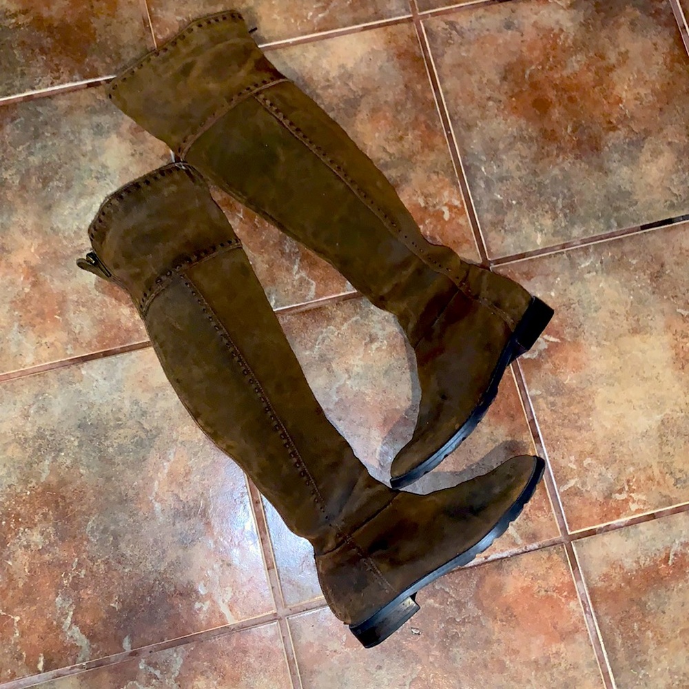 Adrianne Vittadini dark brown distressed suede boot